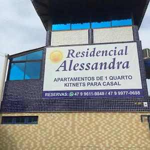 Alessandra Inn Bombinhas
